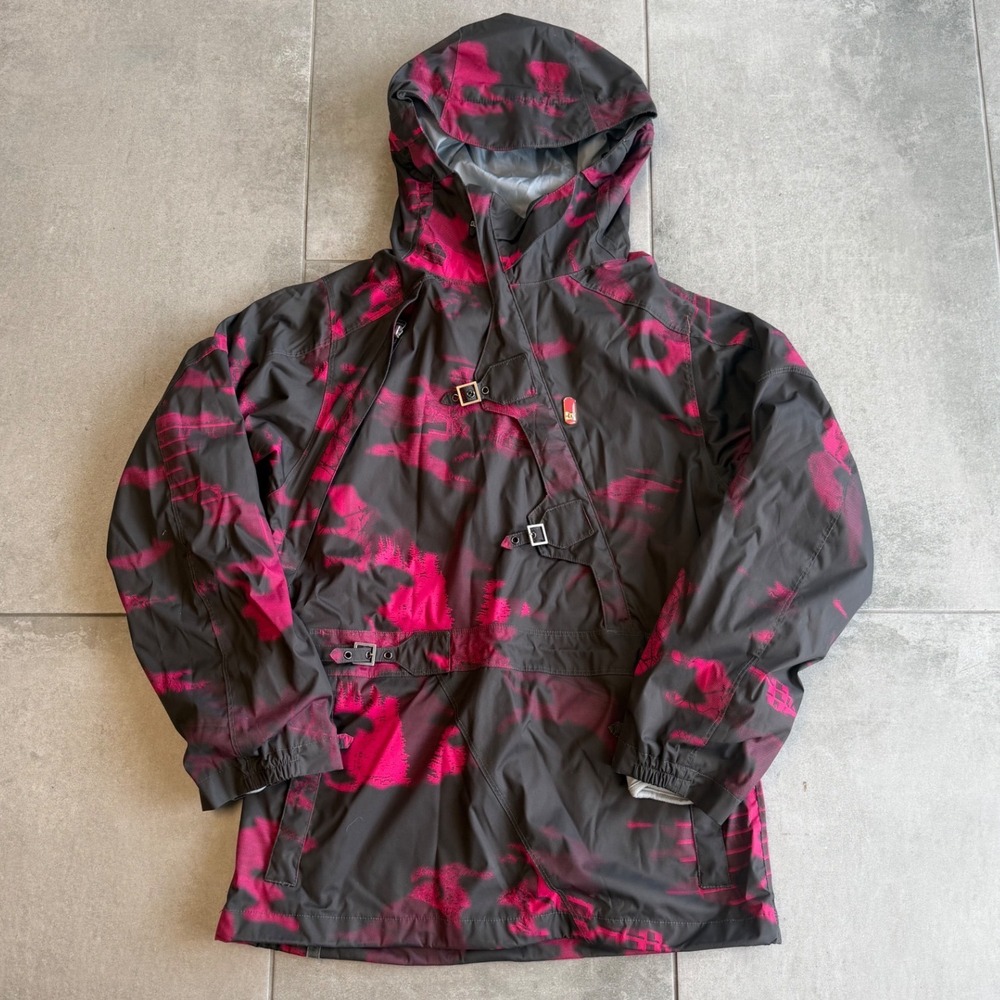 Vintage Y2K DC Shoes Exotex 5000 Snowboard Jacket Pink Gray Abstract Womens M